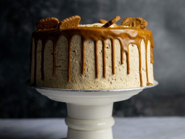 Vegan Biscoff Cake